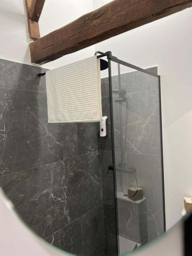 Suites Chic Cozy Herencia エクステリア 写真